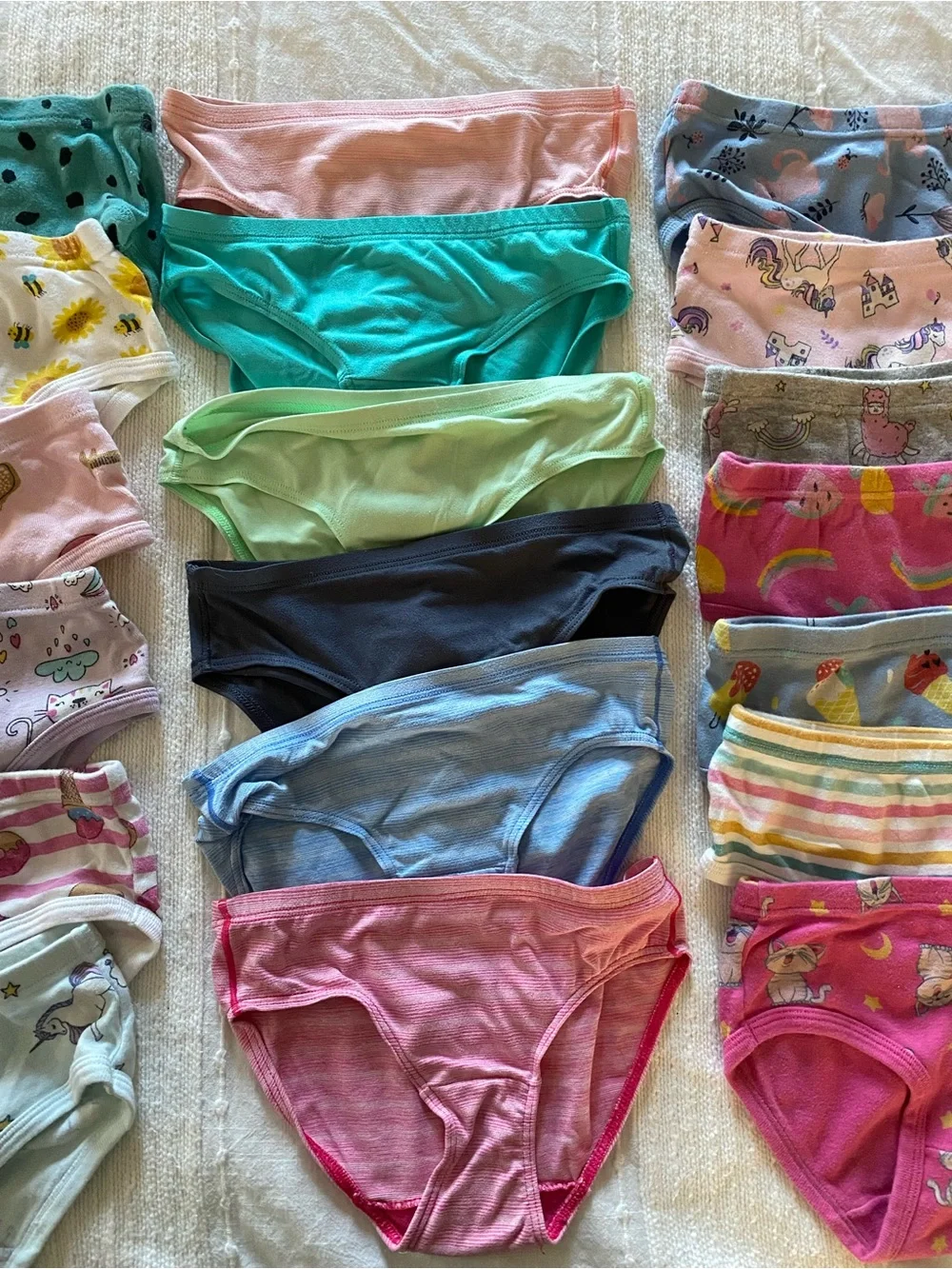 Lot of 19 pairs of Girls size 6 Colorful variety of Briefs